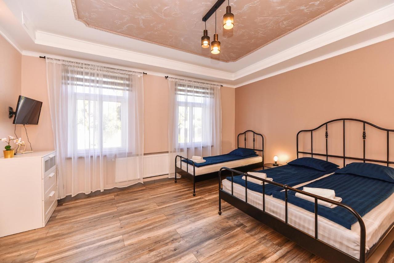 Dzintari Aparthotel Ventspils Buitenkant foto