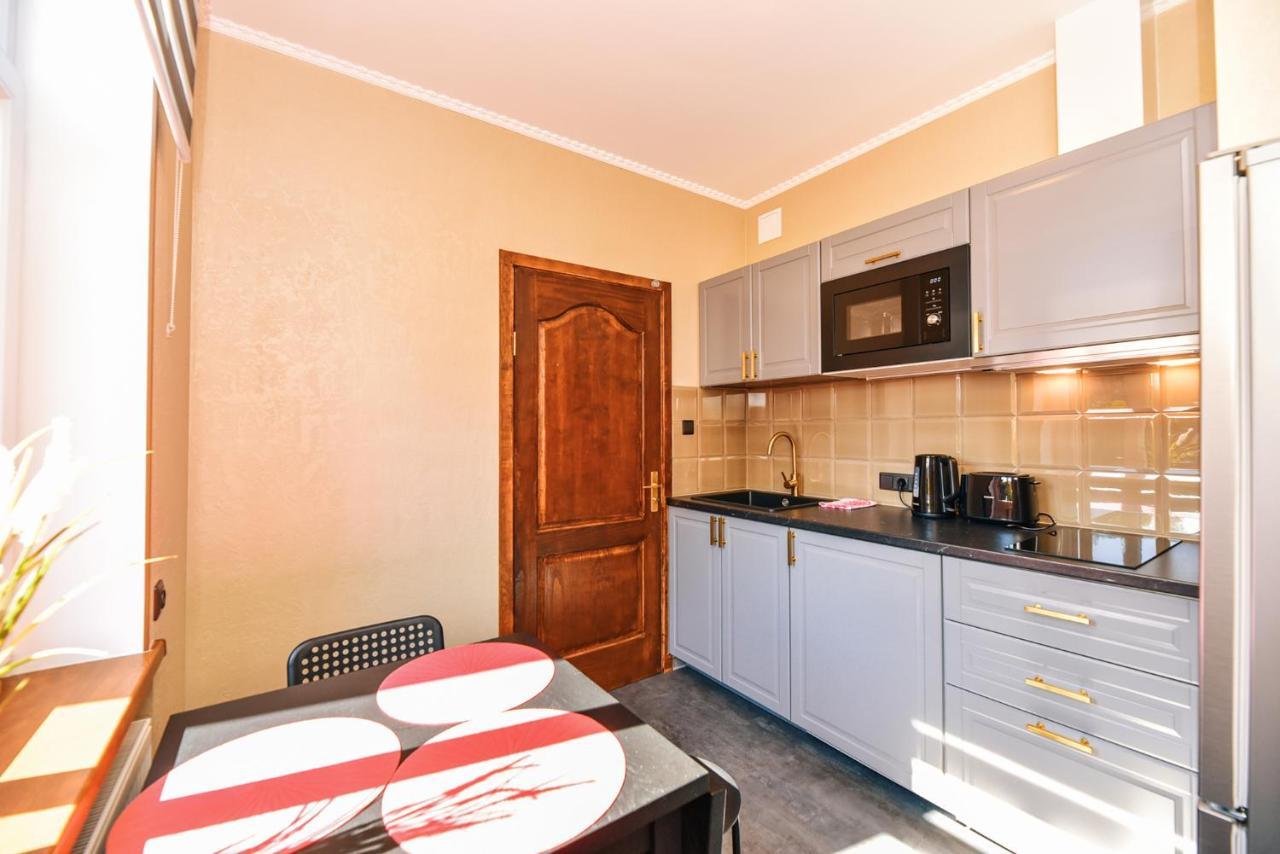 Dzintari Aparthotel Ventspils Buitenkant foto